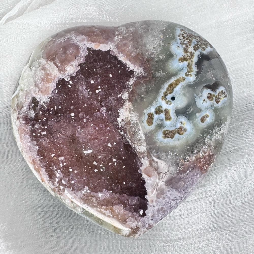 Uruguay Pink Amethyst Agate Druzy Heart ❤️ - Picture 6 of 10